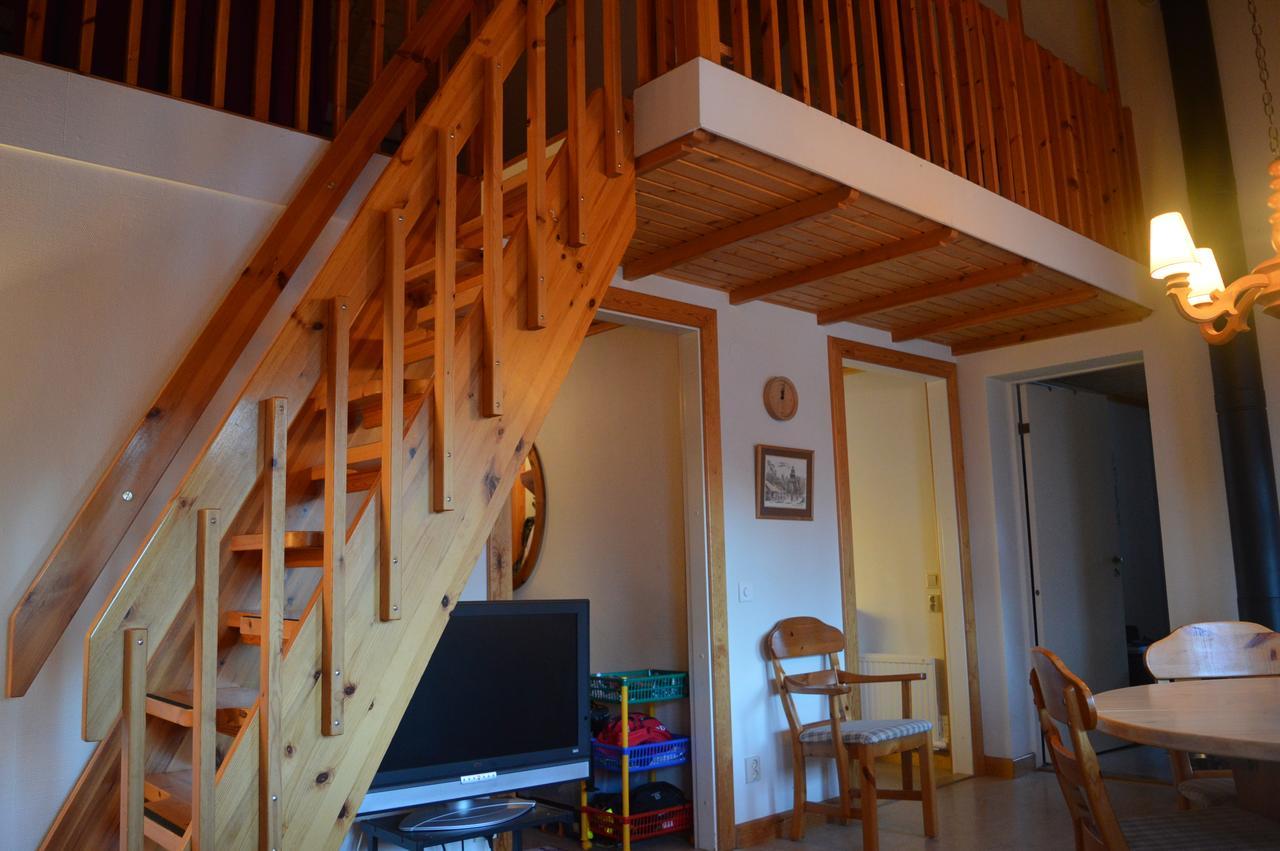 Tomtelandstugan Mora Esterno foto